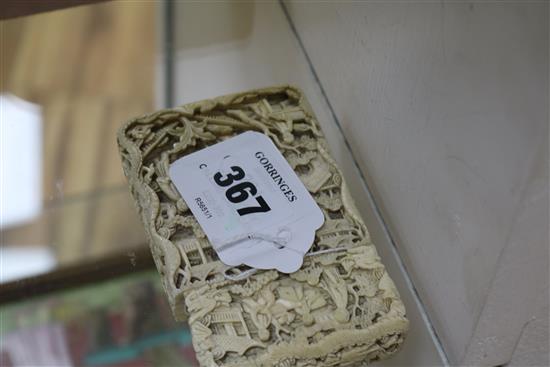 A Cantonese carved ivory calling card case a.f. (small piece missing) 10.5cm